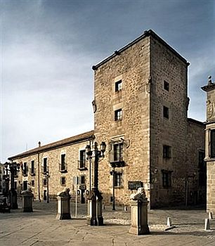 Palacio de los Velada image 1